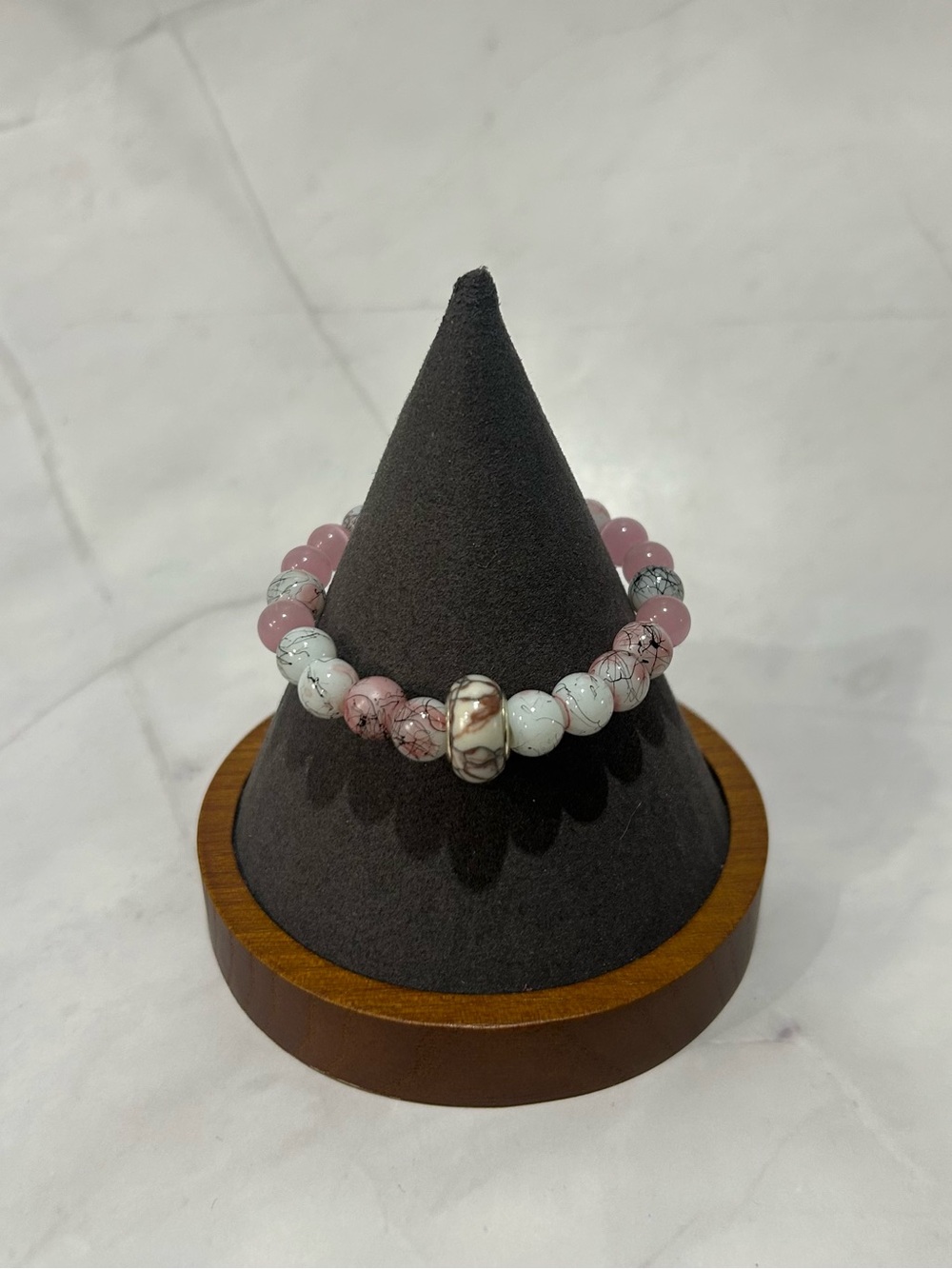 Pink and White Beaded Stretch Bracelet - Elegant Marble Accent